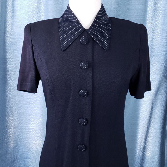 Vintage Dresses & Skirts - VINTAGE Black Peter Pan Collared Shift Dress